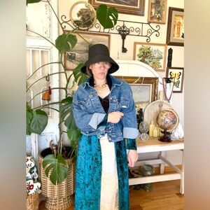 Retro Levi’s Acid Wash Womens Cropped Denim Trucker Jacket